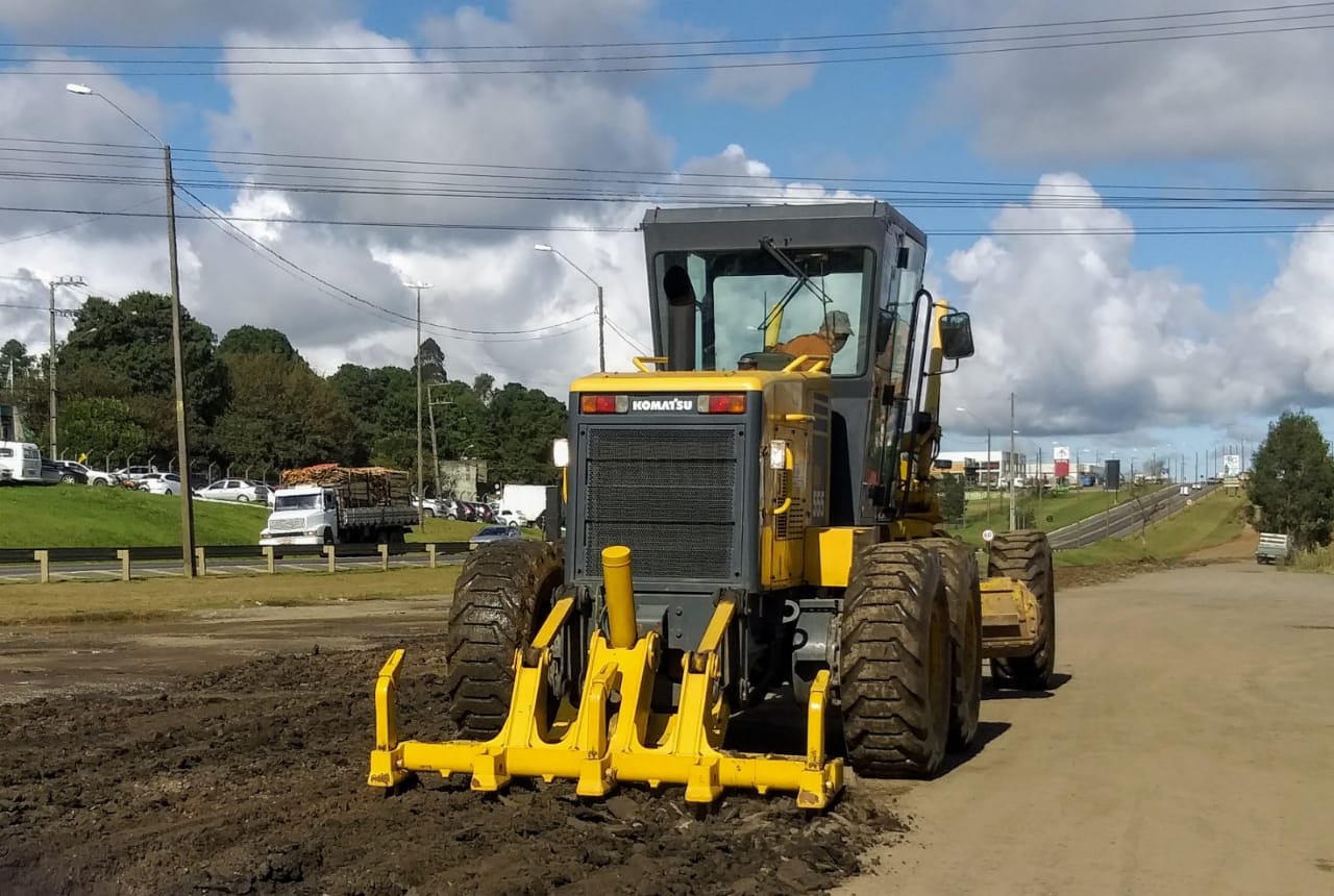 Prefeitura de Lages Prefeitura e concessionária recuperam trecho de via lateral da BR 116