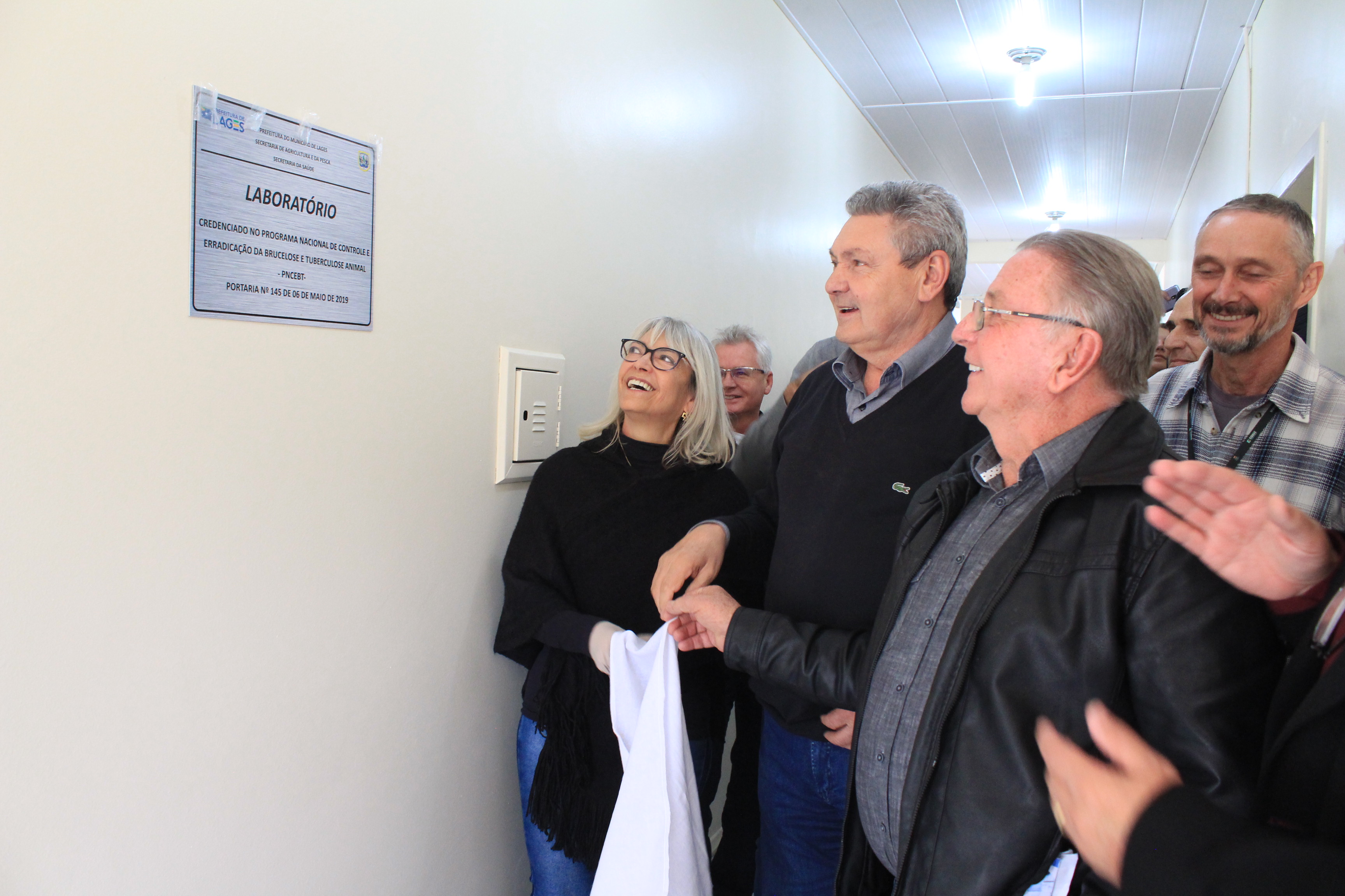 Prefeitura de Lages Prefeitura inaugura laboratório focado na erradicação da brucelose e tuberculose animal