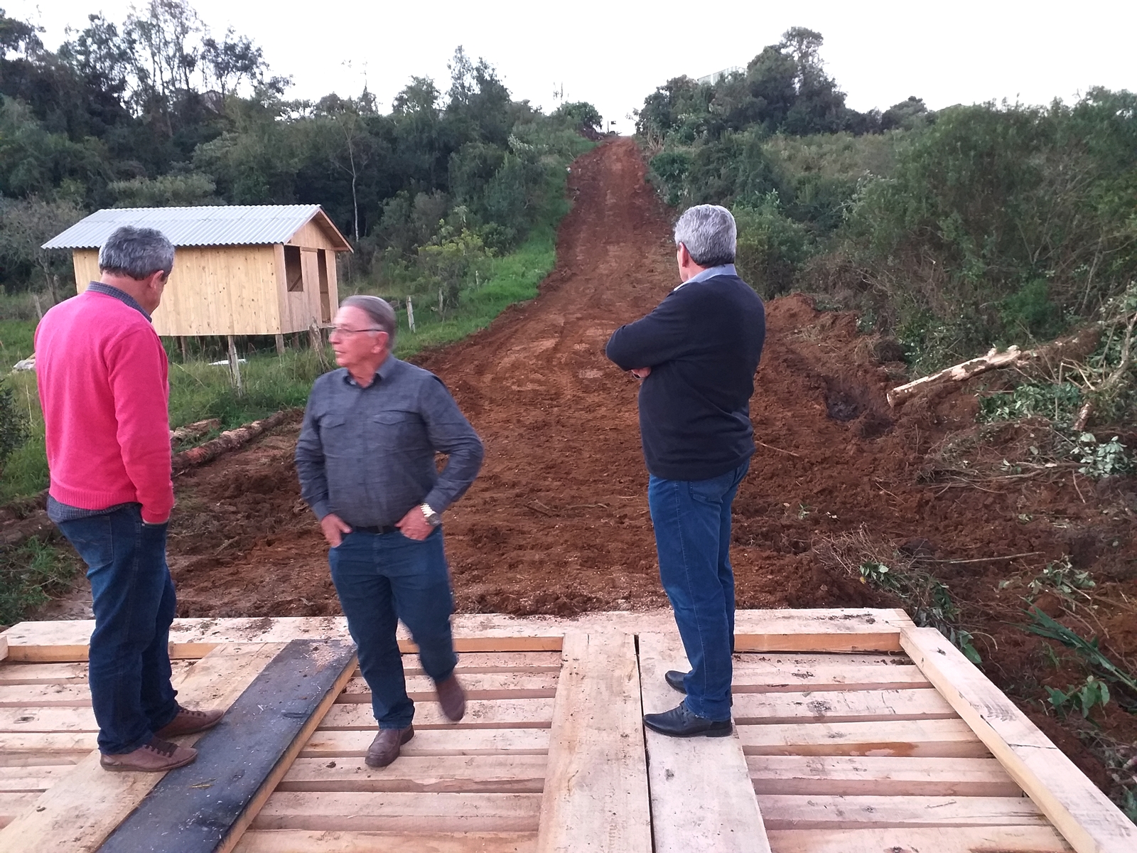 Prefeitura de Lages Prefeitura melhora infraestrutura no bairro Caroba