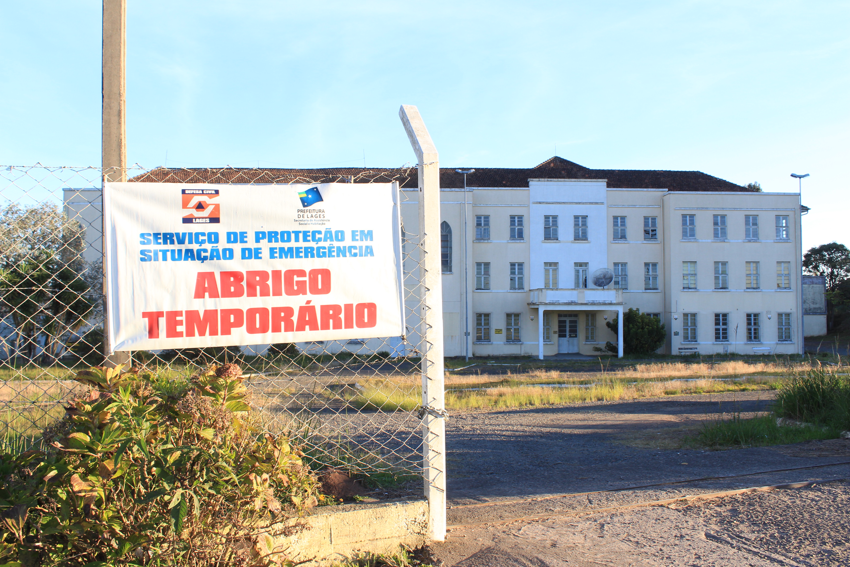 Prefeitura de Lages Previsão de nova frente fria potencializa sobreaviso e vigilância do Abrigo Temporário de Inverno 