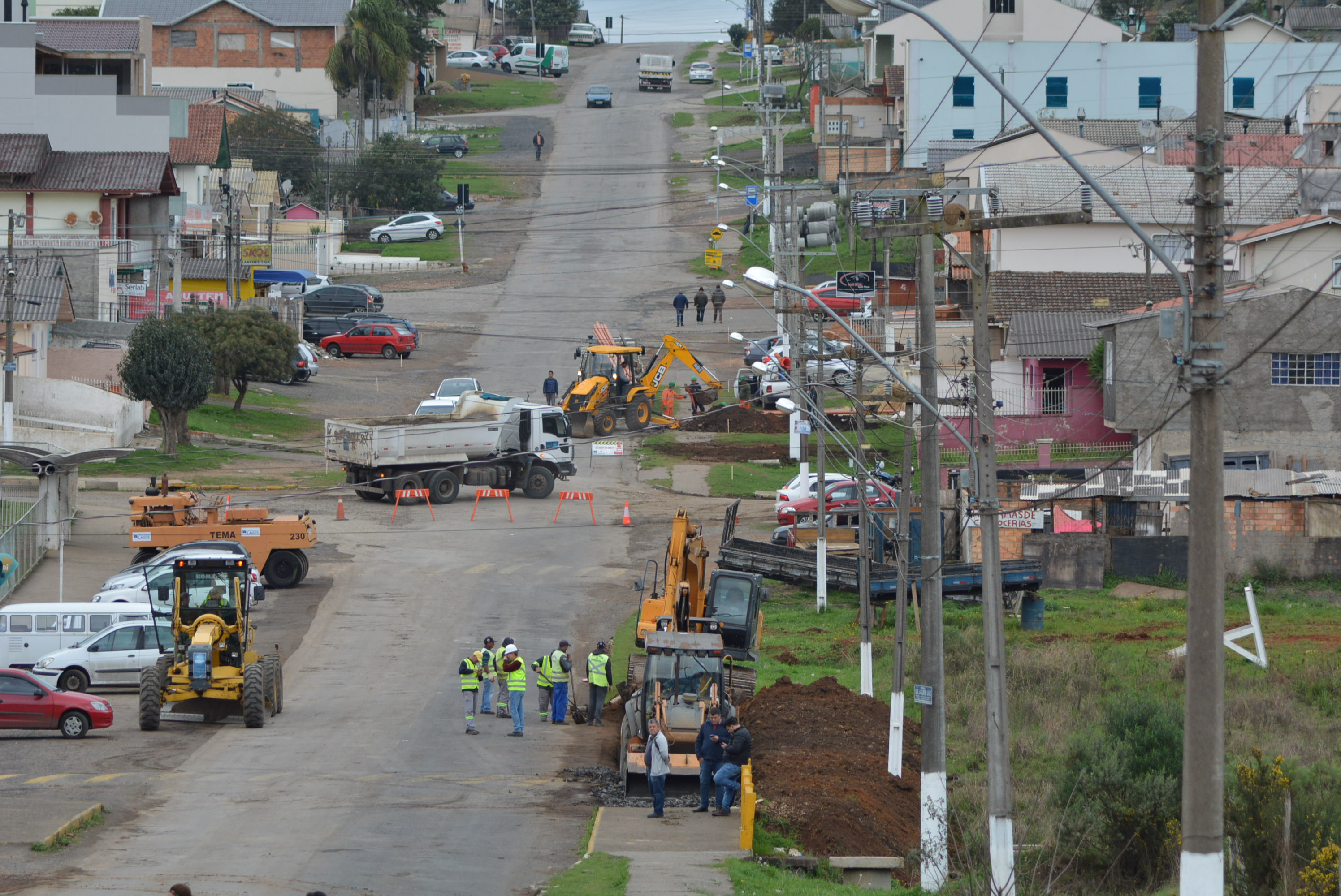 Prefeitura de Lages Iniciadas obras de revitalização da avenida Aujor Luz e rua Osvaldo Aranha, no bairro Santa Catarina 