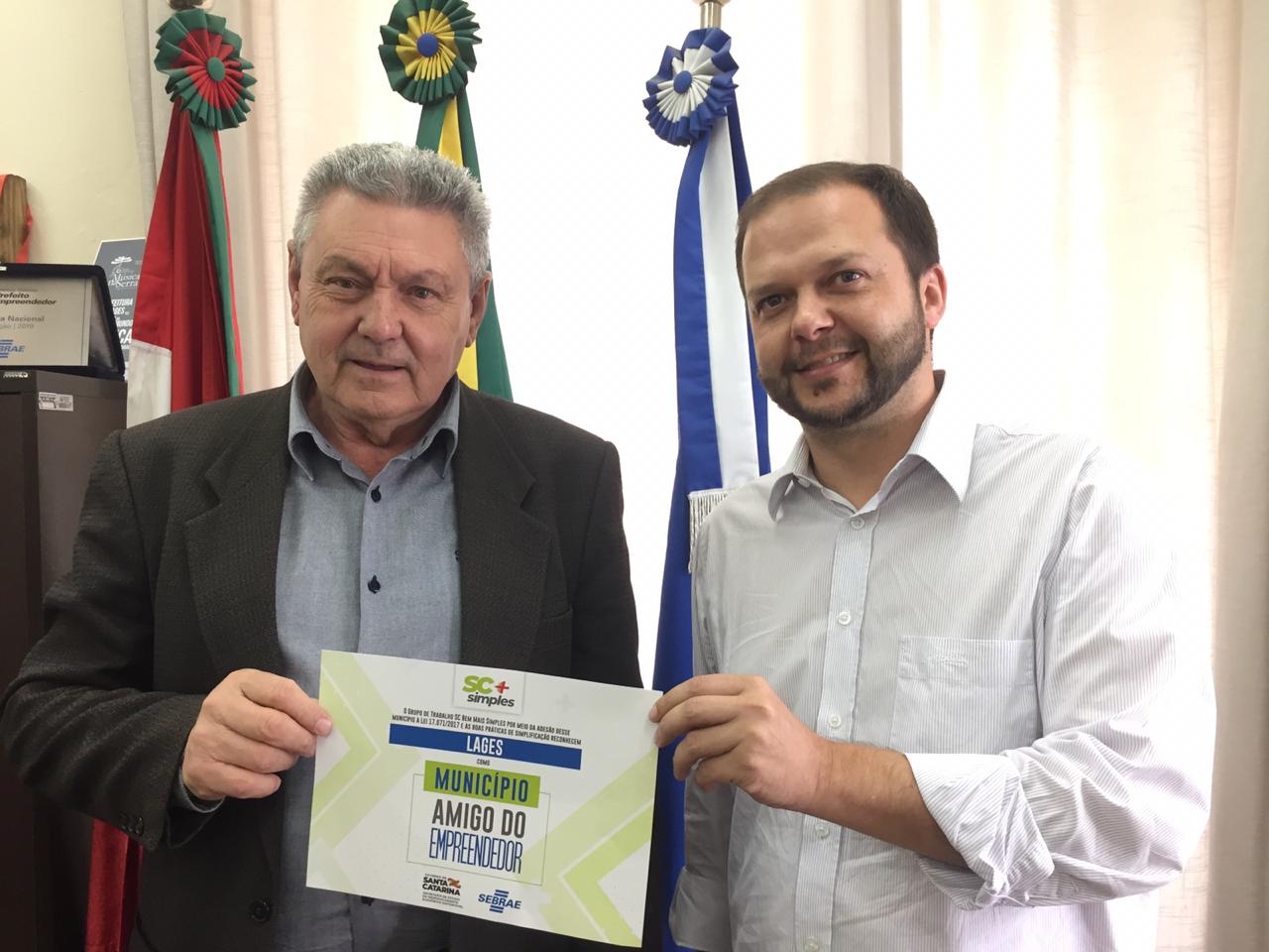 Prefeitura de Lages Lages recebe o título Município Amigo do Empreendedor