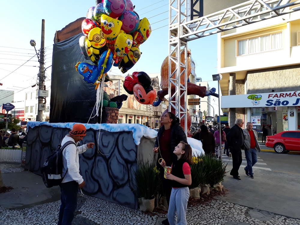 Prefeitura de Lages Prefeitura lança edital de credenciamento para comércio ambulante durante o Natal Felicidade 2019