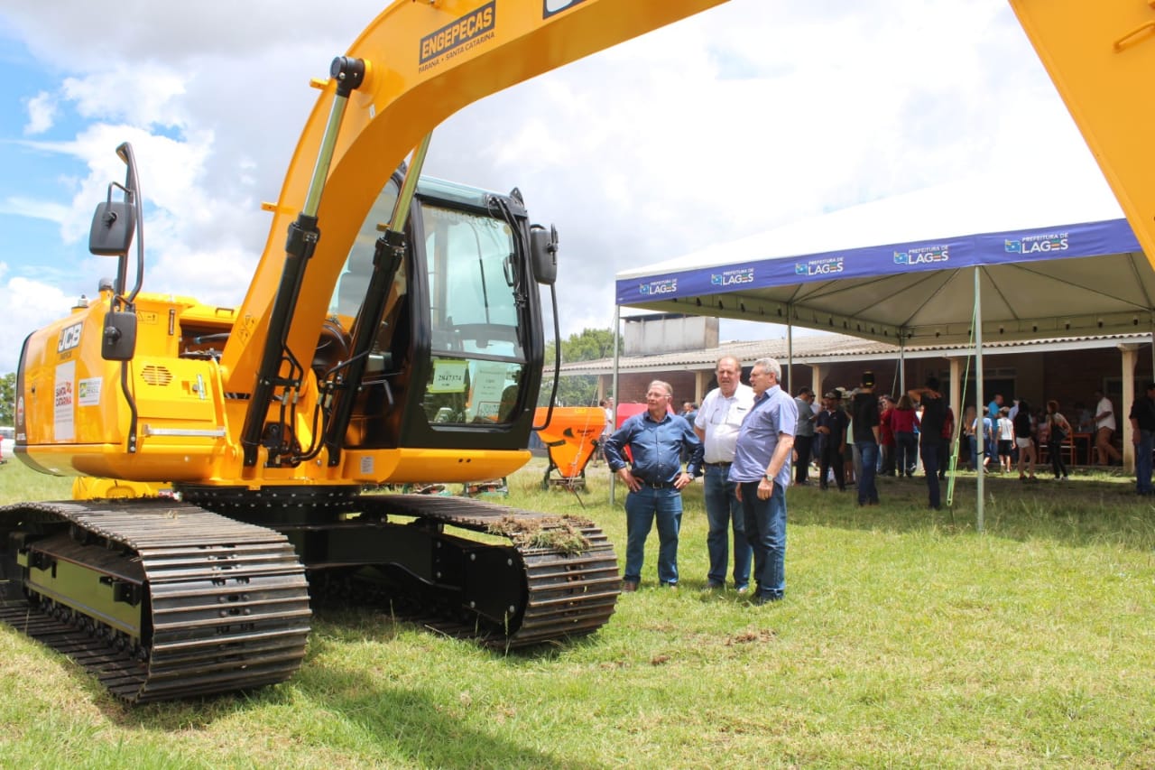 Prefeitura de Lages Investimento de R$ 1,8 milhão em novos equipamentos para agricultura