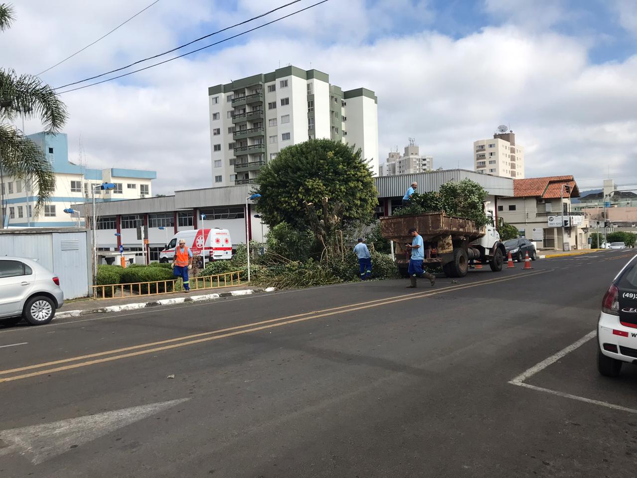 Prefeitura de Lages Coronavírus: antigo Pronto Atendimento Tito Bianchini está sendo preparado para virar Hospital de Triagem 