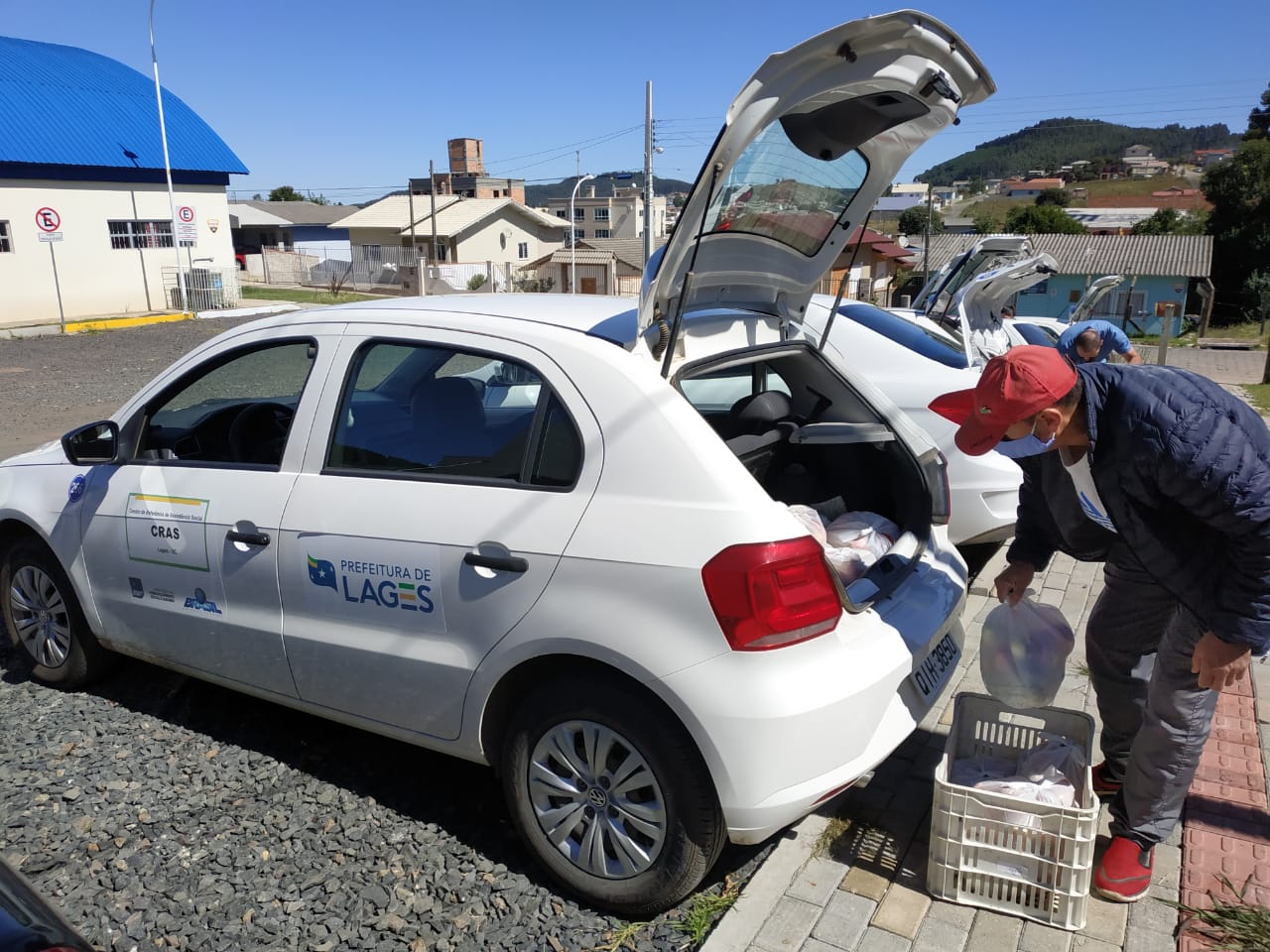 Prefeitura de Lages Coronavírus: Banco de Alimentos, da Prefeitura de Lages, repassa quatro toneladas de hortifrútis para famílias em vulnerabilidade social