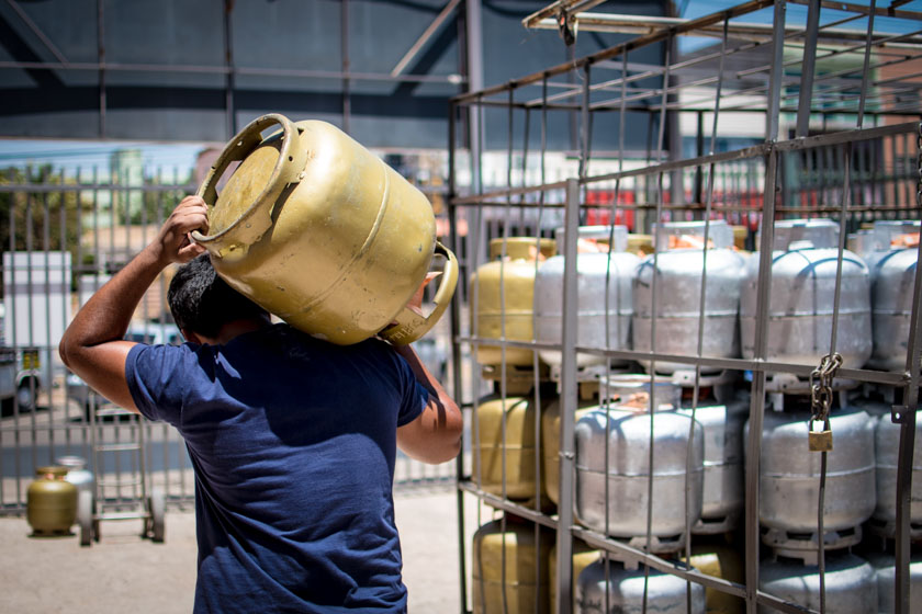 Prefeitura de Lages Procon confere preço do botijão de gás de cozinha entre R$ 68  e R$ 75 em Lages 