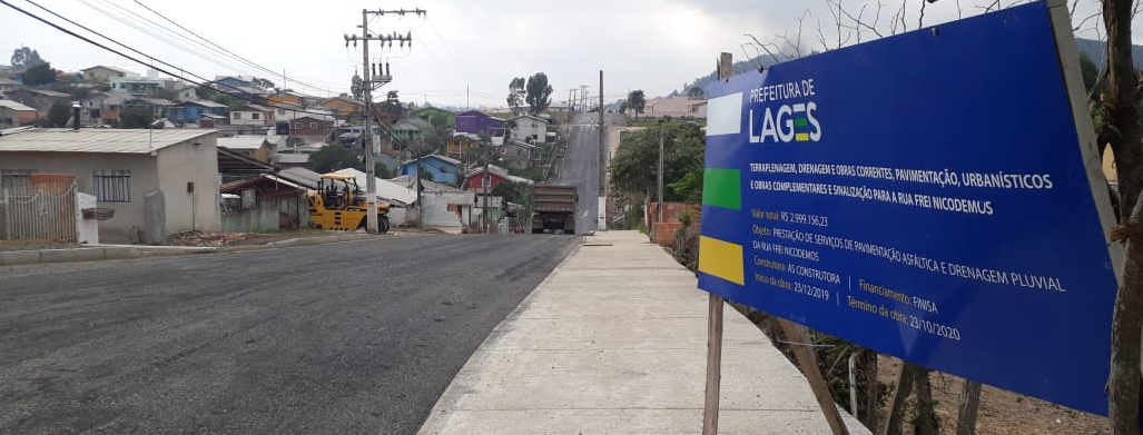 Prefeitura de Lages Minha Rua Melhor: Frei Nicodemus, entre os bairros Santa Catarina, São Luiz e Santo Antônio, já tem primeiro trecho reperfilado