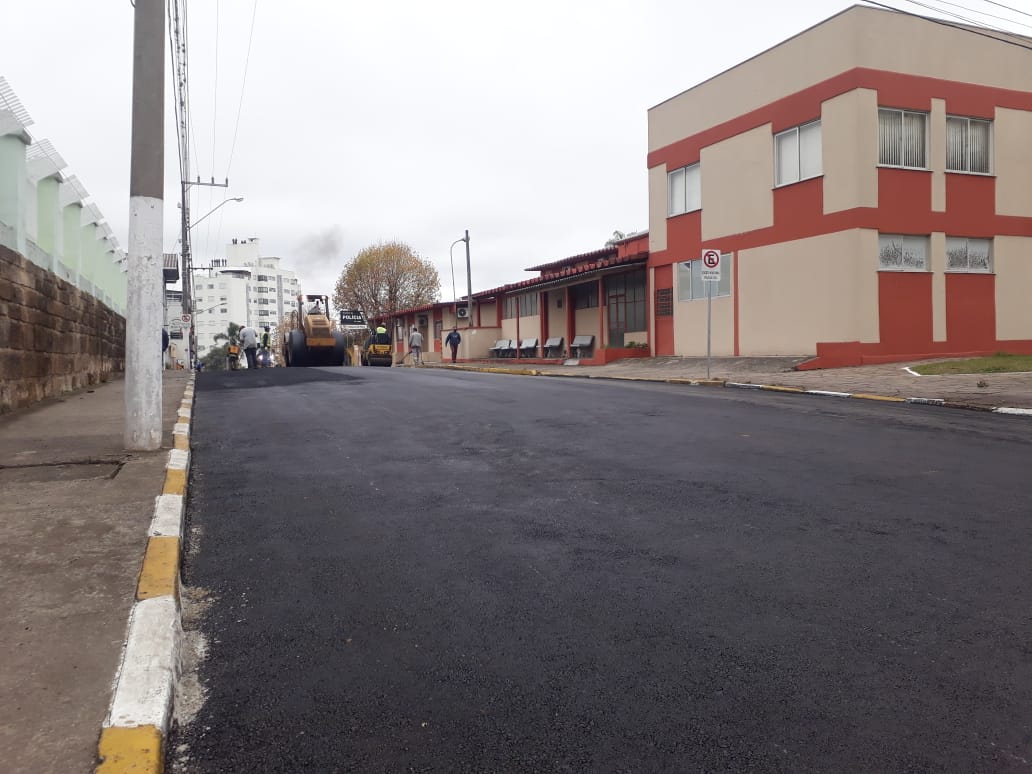 Prefeitura de Lages Minha Rua Melhor: Prefeitura asfaltará as vias de entorno da Praça Valdo Costa e rua Cruz e Souza