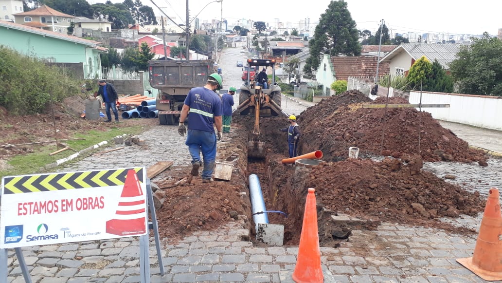 Prefeitura de Lages Minha Rua Melhor: obras de reurbanização da Cirilo Vieira Ramos estão em estágio avançado