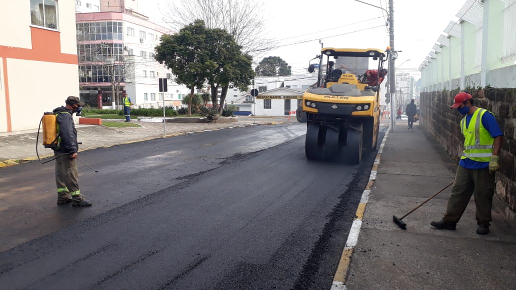 Prefeitura de Lages Minha Rua Melhor: Prefeitura concluirá asfaltamento de ruas centrais neste final de semana