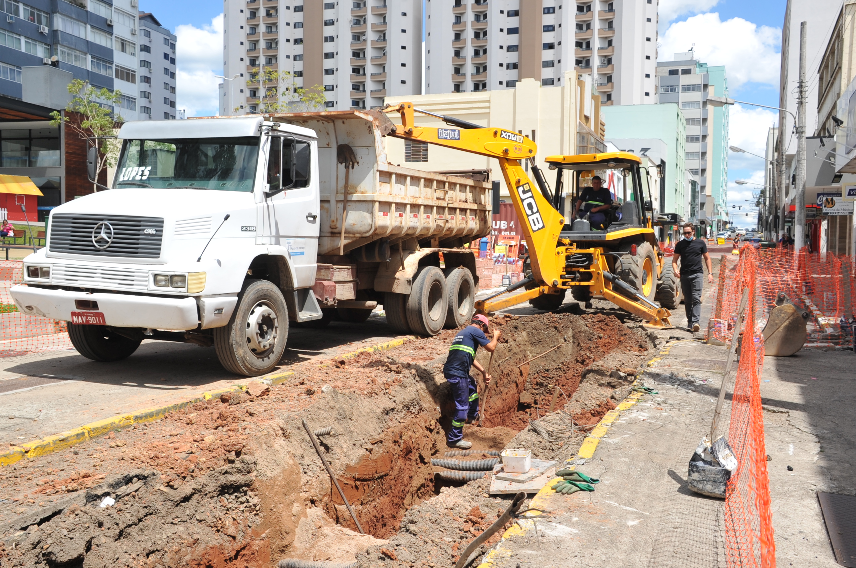 Prefeitura de Lages Obras na rua Coronel Córdova iniciam a todo vapor e devem estar concluídas em seis meses