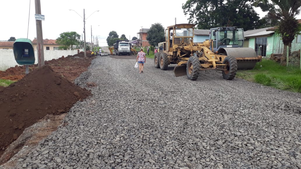 Prefeitura de Lages Rua do bairro São Francisco está quase pronta para ganhar asfalto