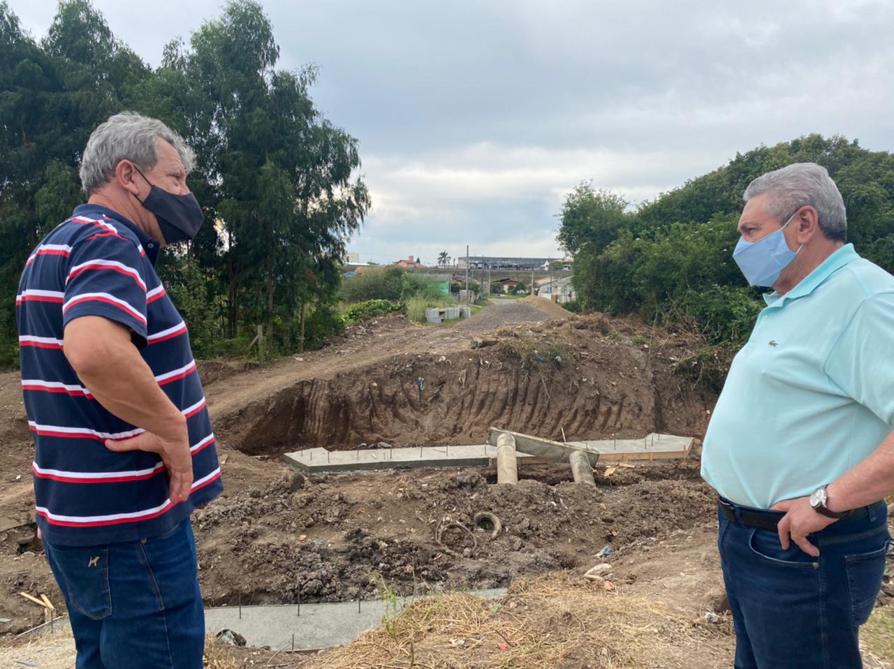 Prefeitura de Lages Prefeitura inicia construção de nova ponte entre o Guarujá e Dom Daniel