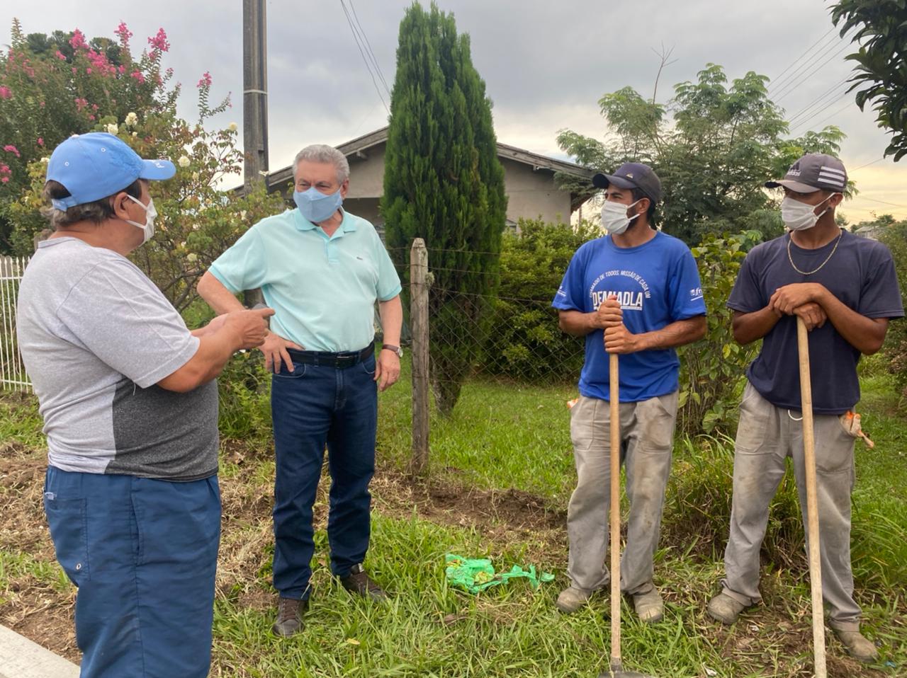 Prefeitura de Lages Iniciada construção das calçadas da avenida Jonas Ramos Martins, no Guarujá