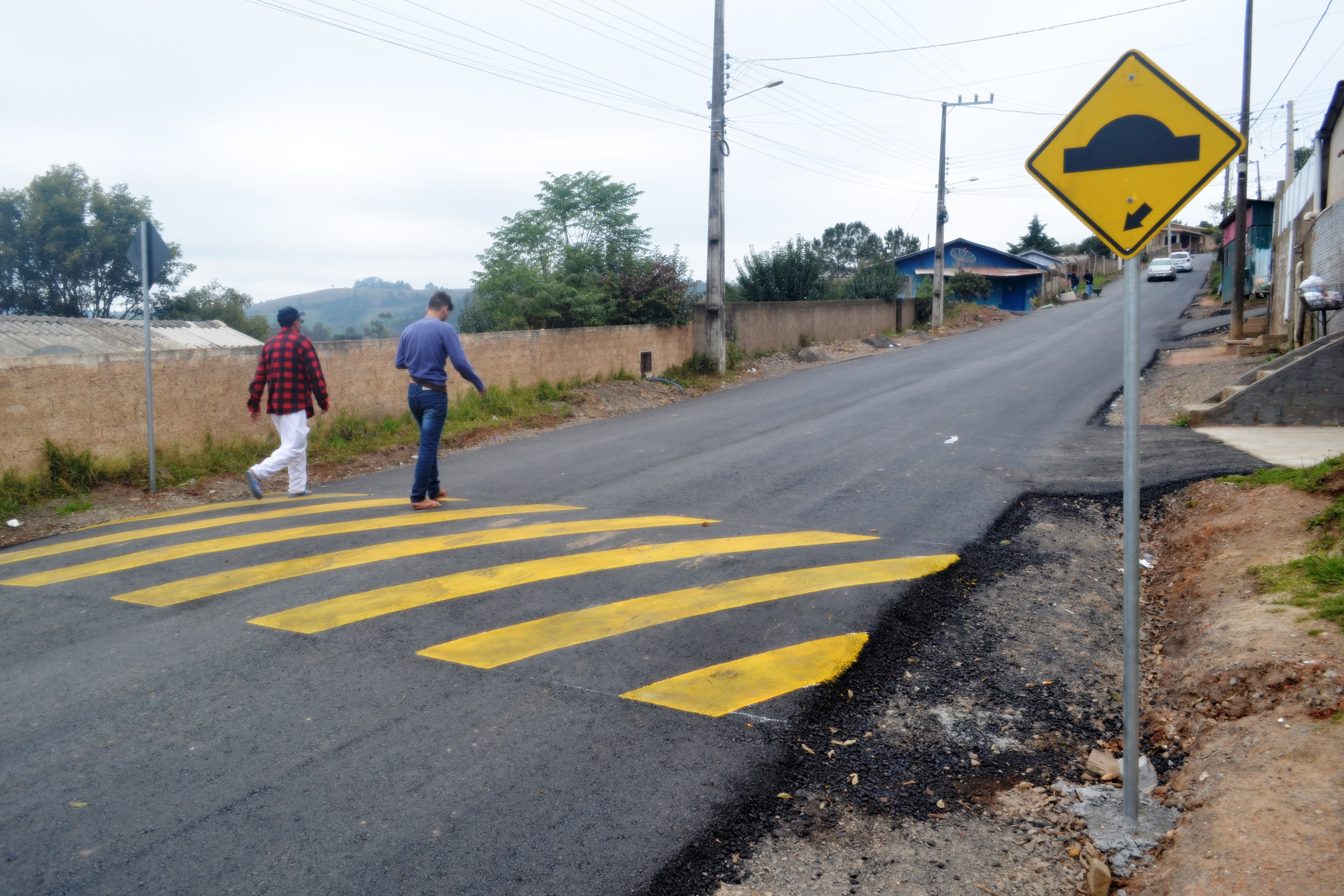 Prefeitura de Lages Prefeitura conclui asfaltamento da rua Pe. Diogo Feijó