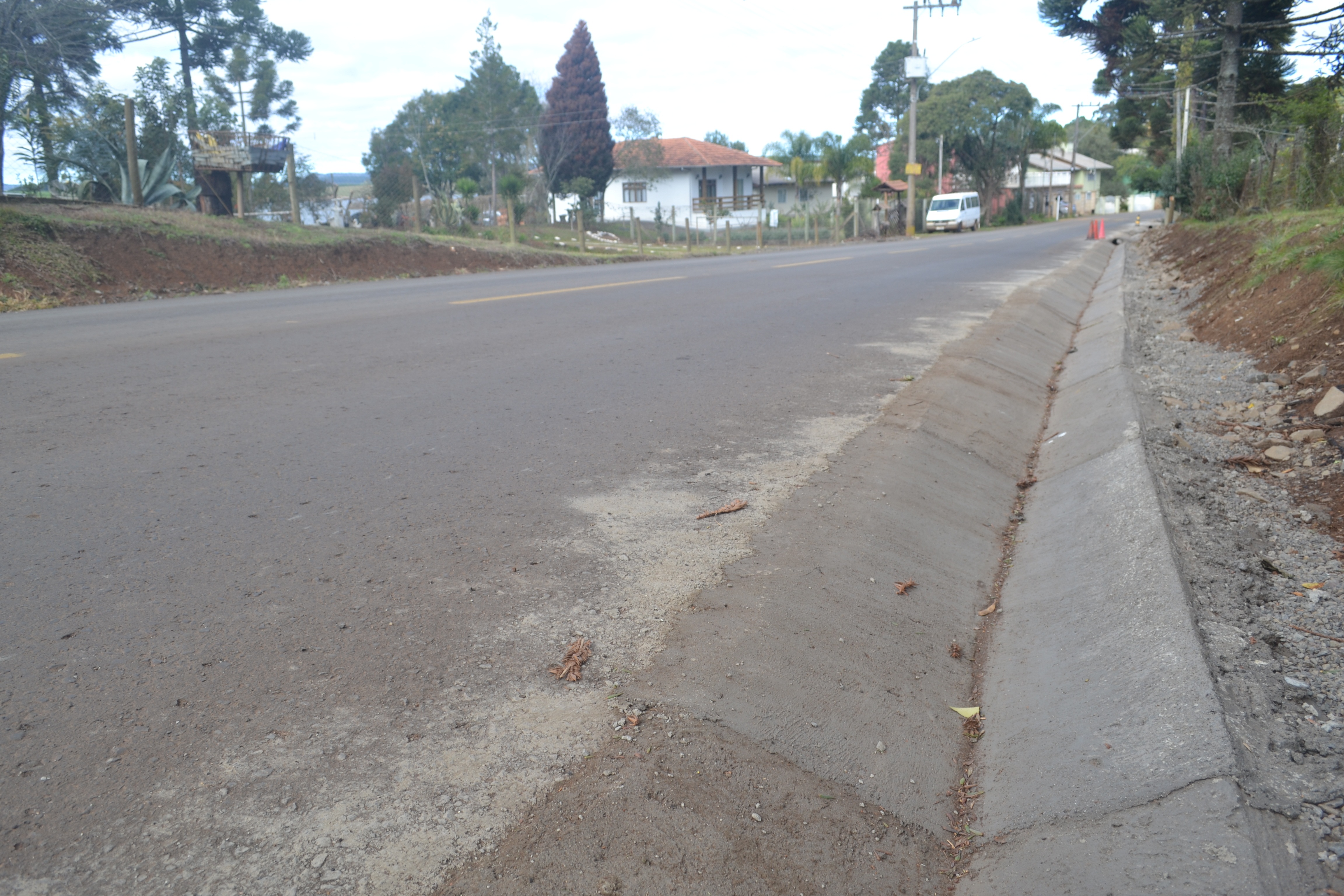 Prefeitura de Lages Prefeitura melhora infraestrutura viária no Salto Caveiras