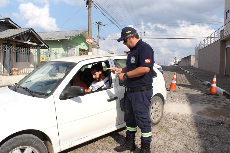 Prefeitura de Lages Agentes de trânsito irão substituir a Polícia Militar no registro de boletins de ocorrência em acidentes sem vítimas