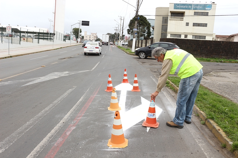 Prefeitura de Lages Prefeitura reforça sinalização de trânsito na avenida Papa João XXIII