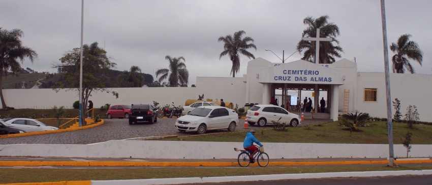 Prefeitura de Lages Prefeitura lança edital para credenciamento do comércio ambulante para atuar no Dia de Finados em Lages