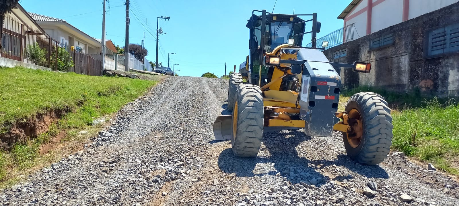 Prefeitura de Lages Prefeitura trabalha nos bairros com a manutenção da infraestrutura urbana