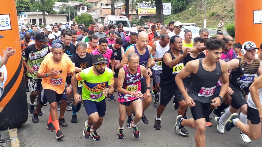 Prefeitura de Lages Rústica dos Jocol reúne esportistas e celebra reinauguração do Mercado Público