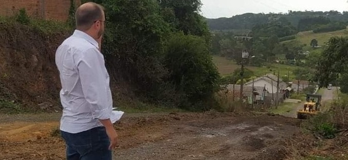 Prefeitura de Lages Prefeitura atua na melhoria da infraestrutura urbana nos bairros de Lages