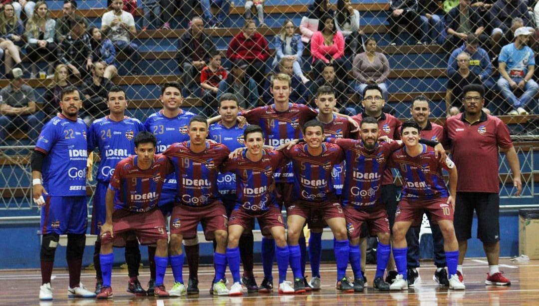 Prefeitura de Lages Três times lageanos entram em quadra neste fim de semana pelo Campeonato Catarinense de Futsal