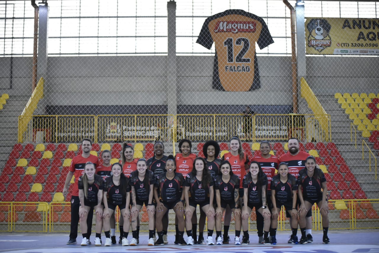 Prefeitura de Lages Leoas da Serra estreia neste sábado na Liga Feminina de Futsal (LFF)