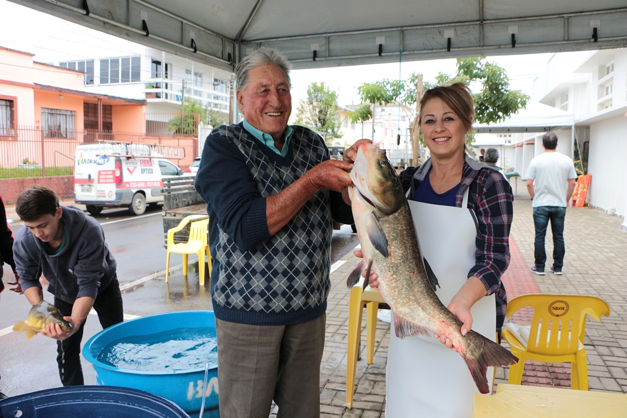 Prefeitura de Lages Feira do Peixe Vivo movimenta a Semana Santa em Lages