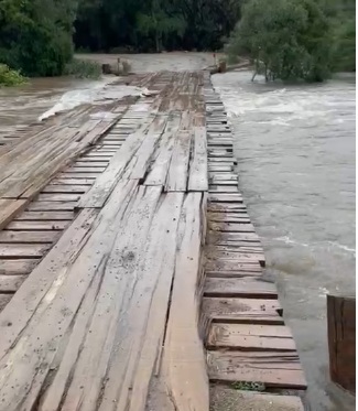 Prefeitura de Lages Chuvas volumosas causam transtornos no interior de Lages 