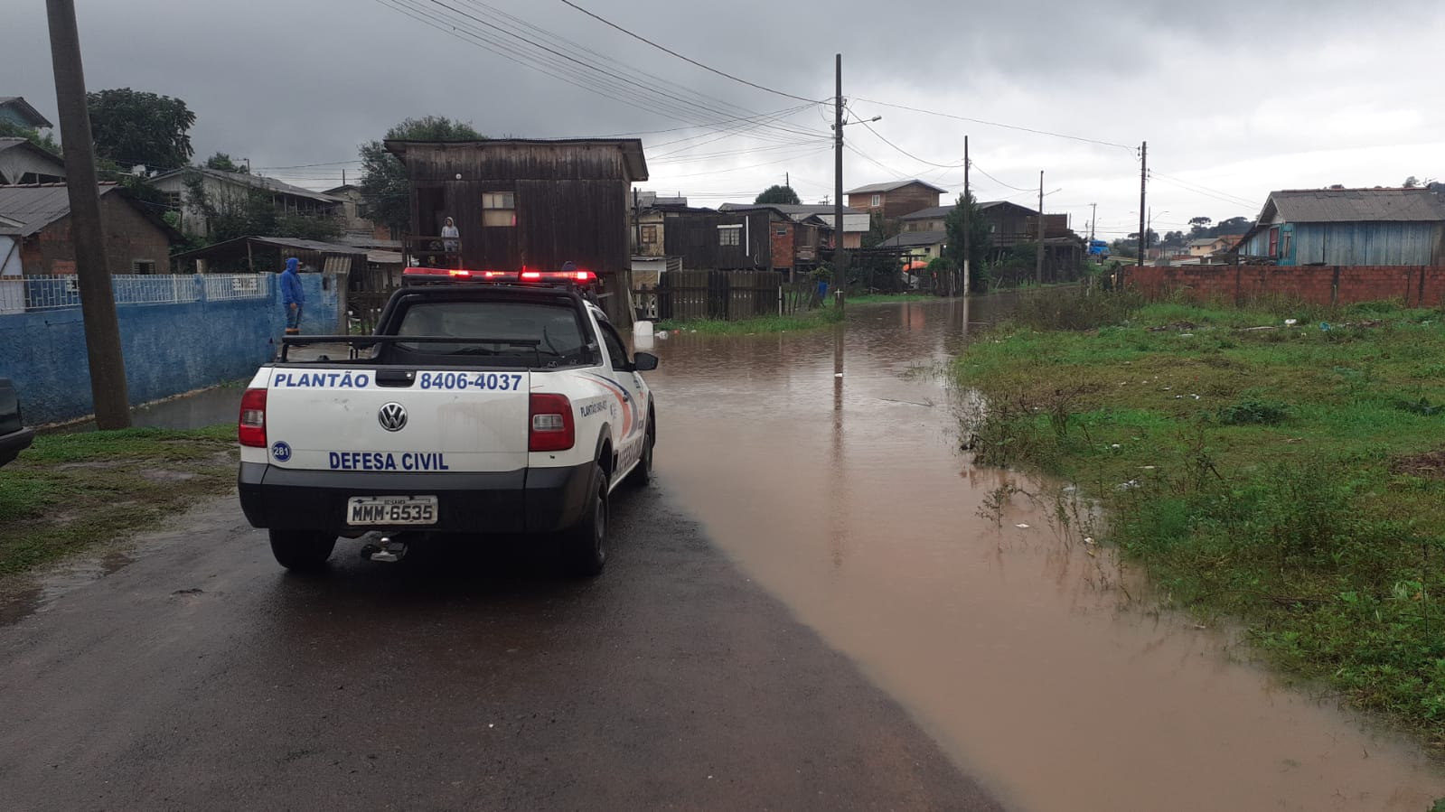 Prefeitura de Lages Chuvas volumosas: Defesa Civil de Lages realiza, até o momento, 91 atendimentos à comunidade