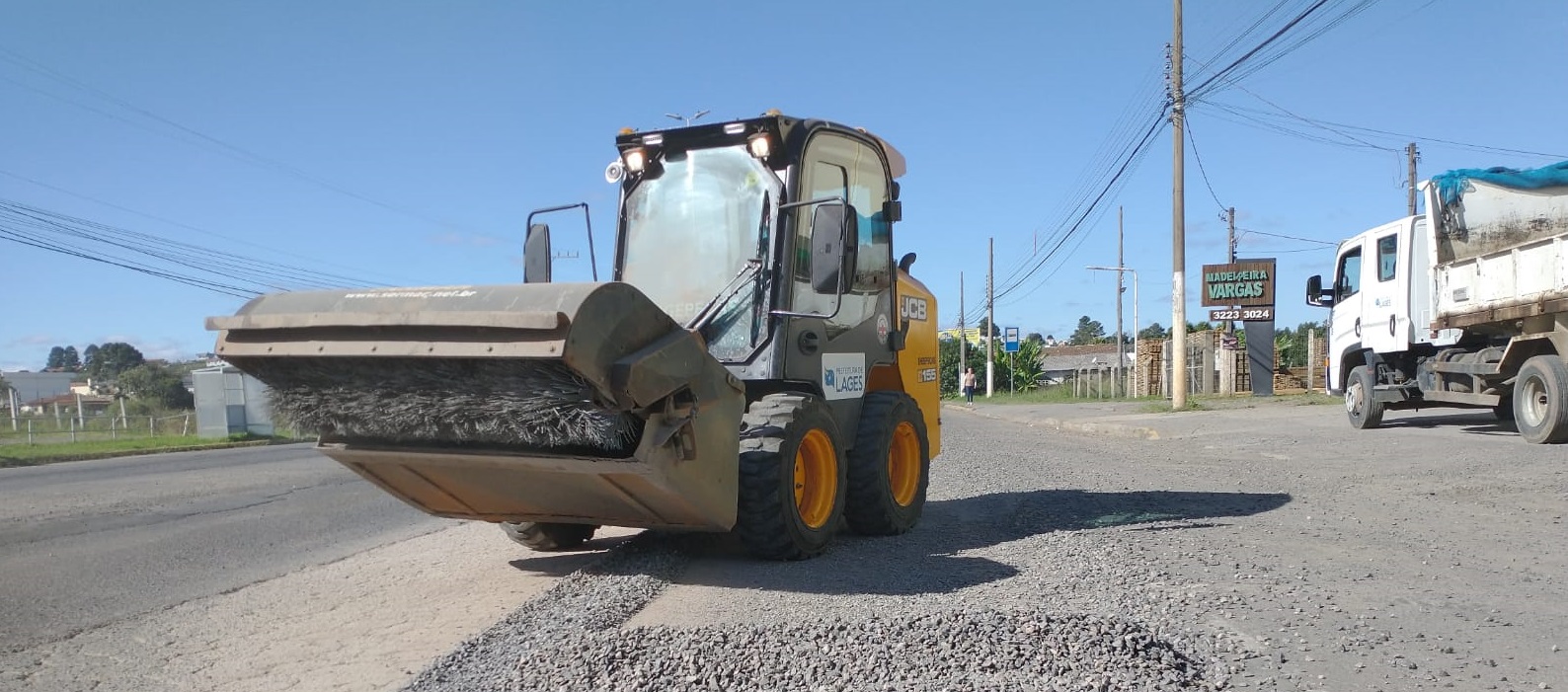 Prefeitura de Lages Prefeitura de Lages intensifica os serviços de melhoria na infraestrutura urbana