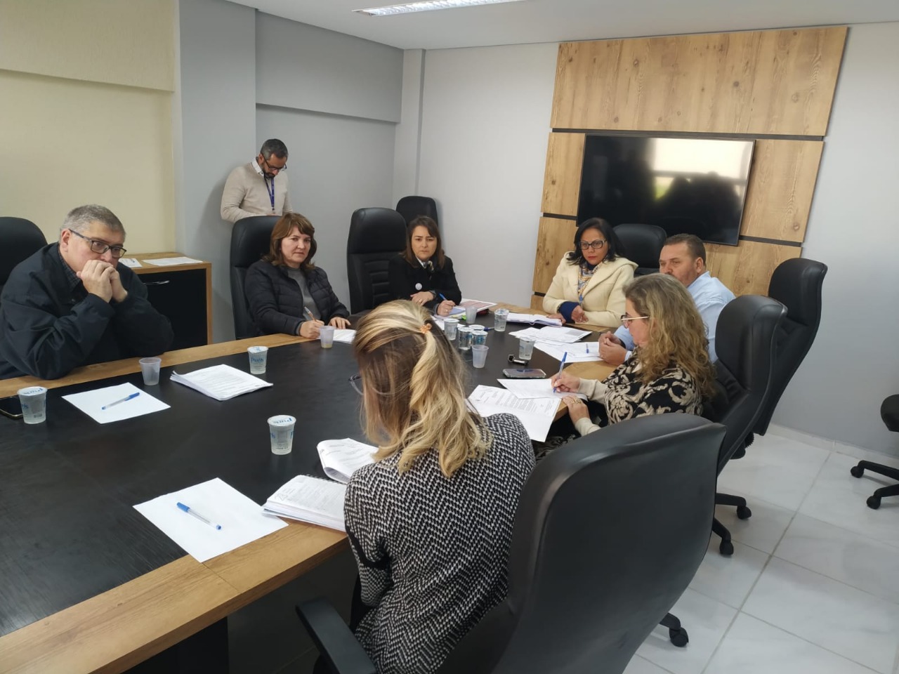 Prefeitura de Lages Saúde e qualidade de vida dos estudantes do Sistema Municipal de Educação de Lages são temas discutidos pela Secretaria da Educação e Câmara de Vereadores