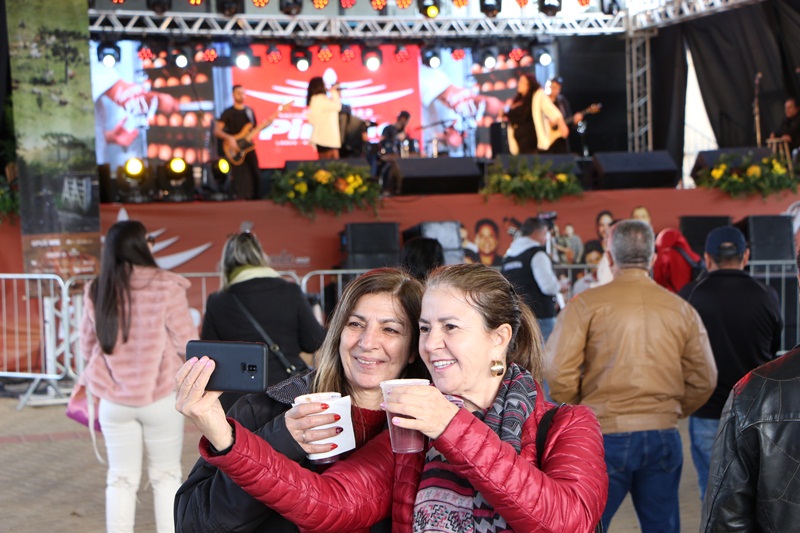 Prefeitura de Lages Cerca de 50 apresentações e shows já passaram pelo palco do Recanto do Pinhão Aracy Paim