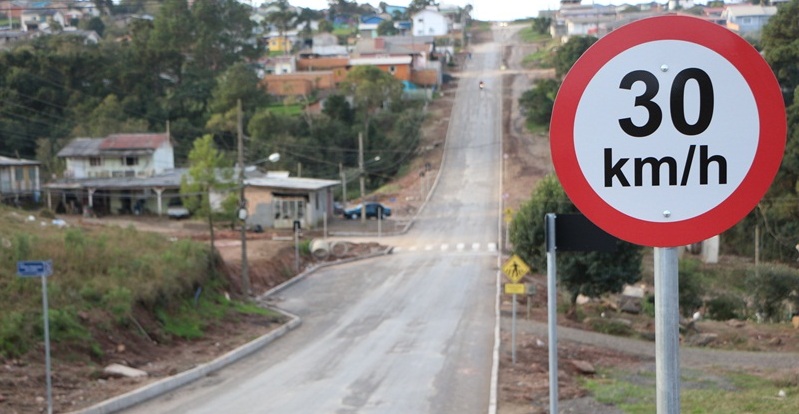 Prefeitura de Lages Avenida João Schultz, no bairro Vila Maria, está asfaltada 