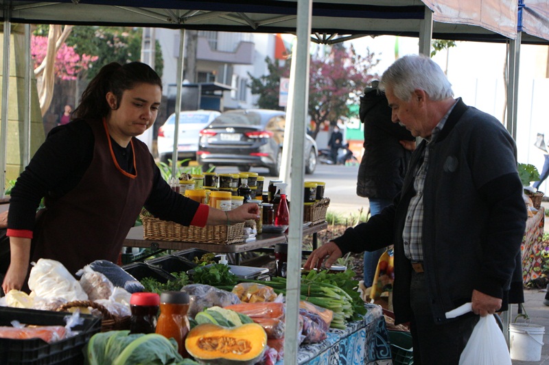 Prefeitura de Lages Feira da Agricultura Familiar é realizada toda quarta-feira na praça João Ribeiro, no Centro de Lages