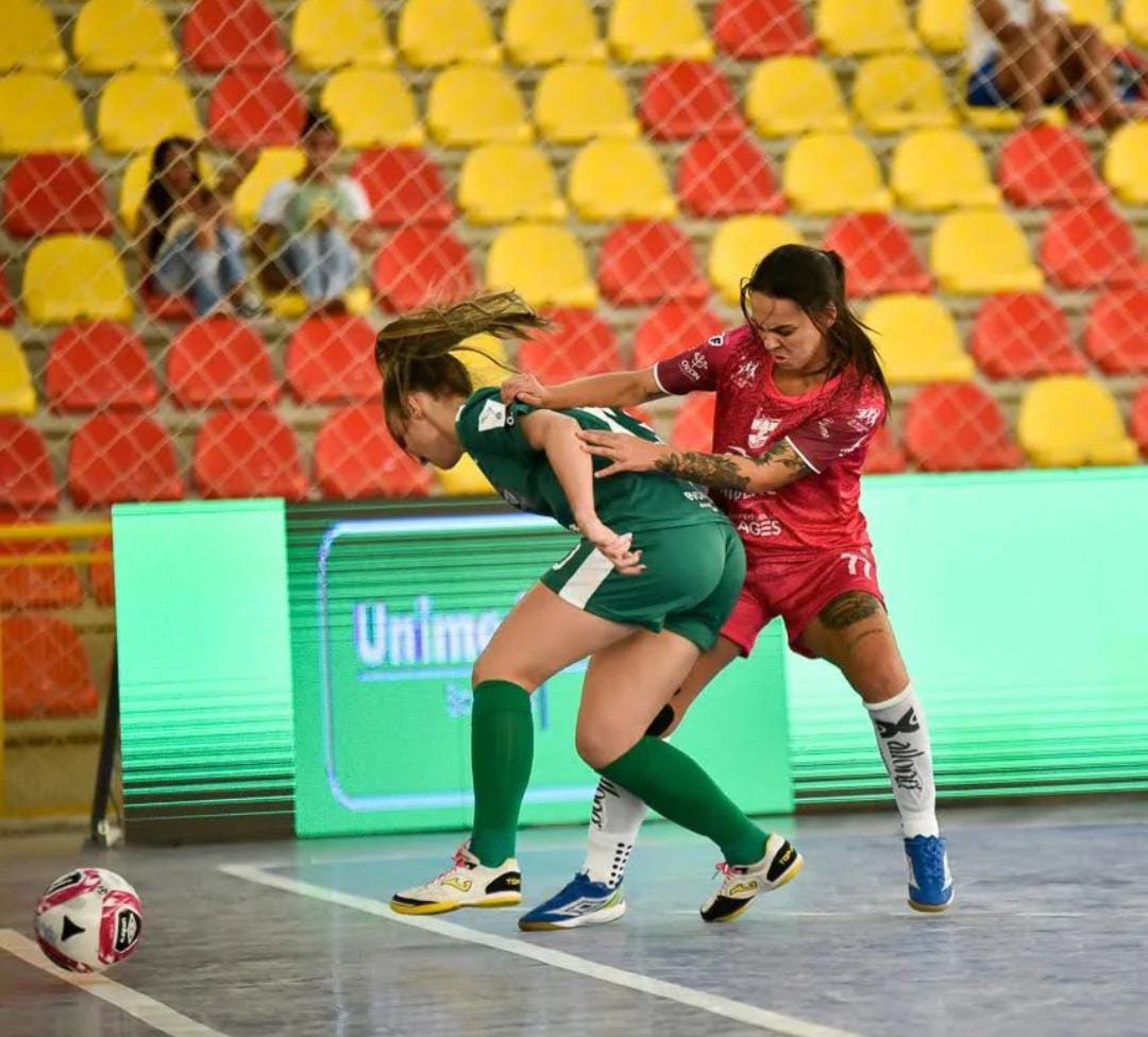 Prefeitura de Lages Liga Feminina de Futsal: Ginásio Jones Minosso recebe clássico entre Leoas da Serra e Female