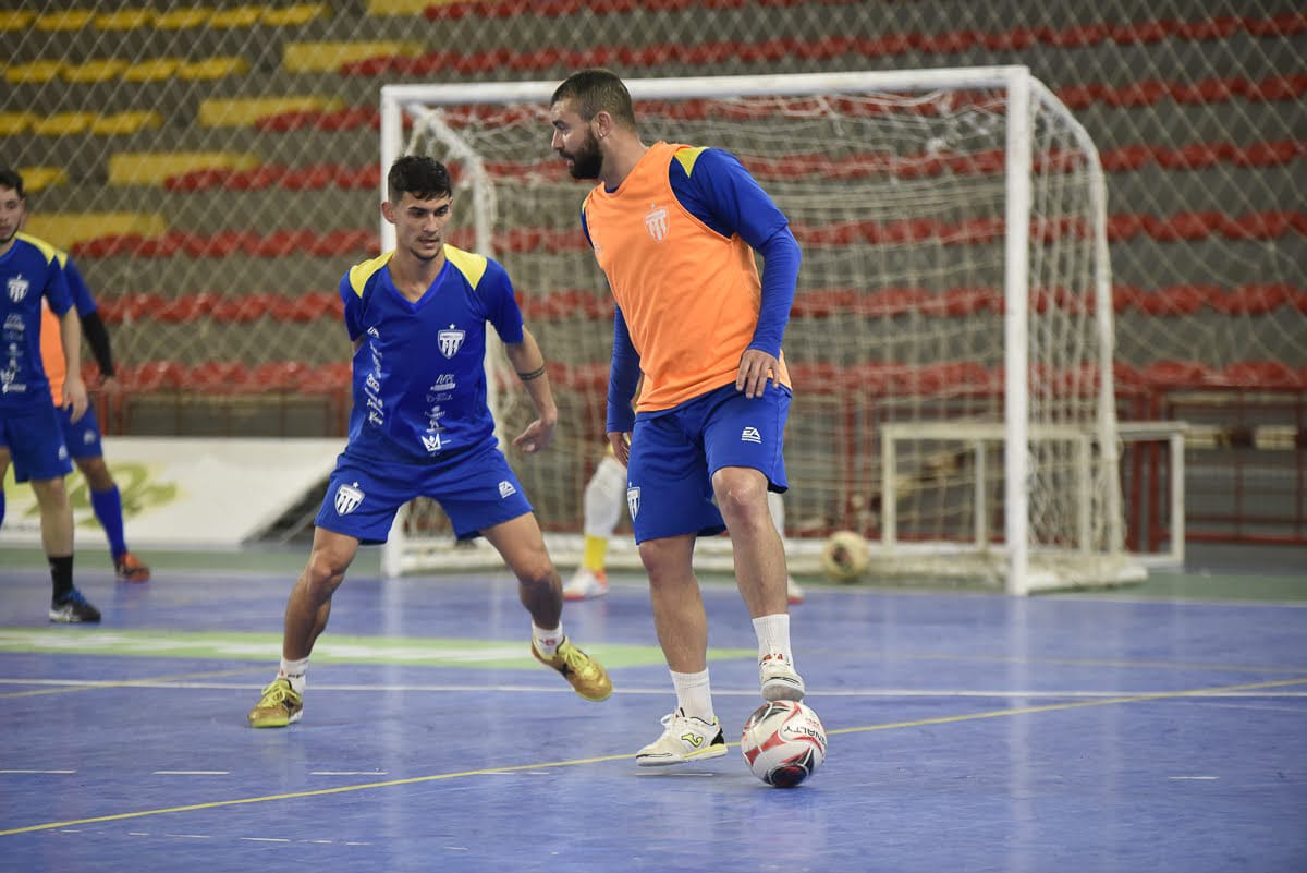 Prefeitura de Lages Lages Futsal prepara ação beneficente para última rodada do returno do Estadual