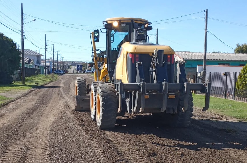 Prefeitura de Lages Prefeitura de Lages realiza serviços de manutenção viária nos bairros