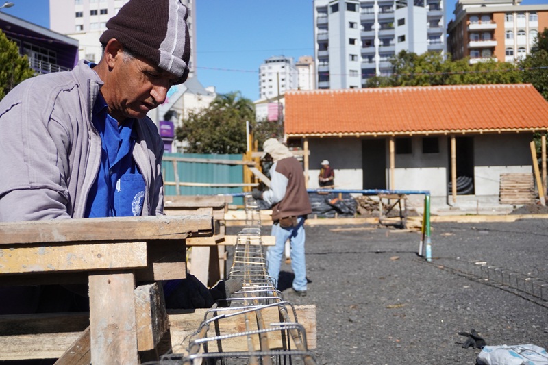 Prefeitura de Lages Avançam as obras de revitalização do Parque Jonas Ramos (Tanque)