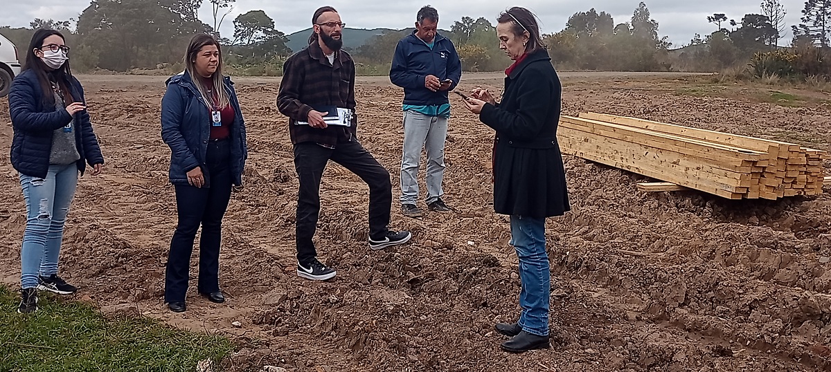 Prefeitura de Lages Trabalho técnico Social é realizado com a comunidade impactada pelas obras da avenida Ponte Grande, em Lages