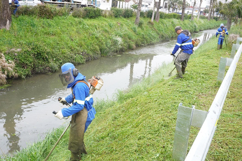 Prefeitura de Lages Prefeitura de Lages realiza limpeza urbana de forma rotineira