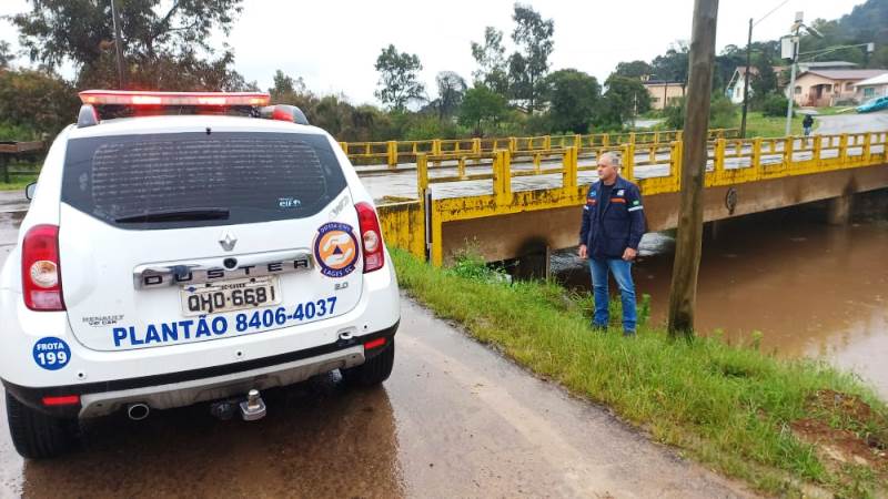 Prefeitura de Lages Blog da Prefa: Chuvas elevam nível do Carahá e provocam estragos