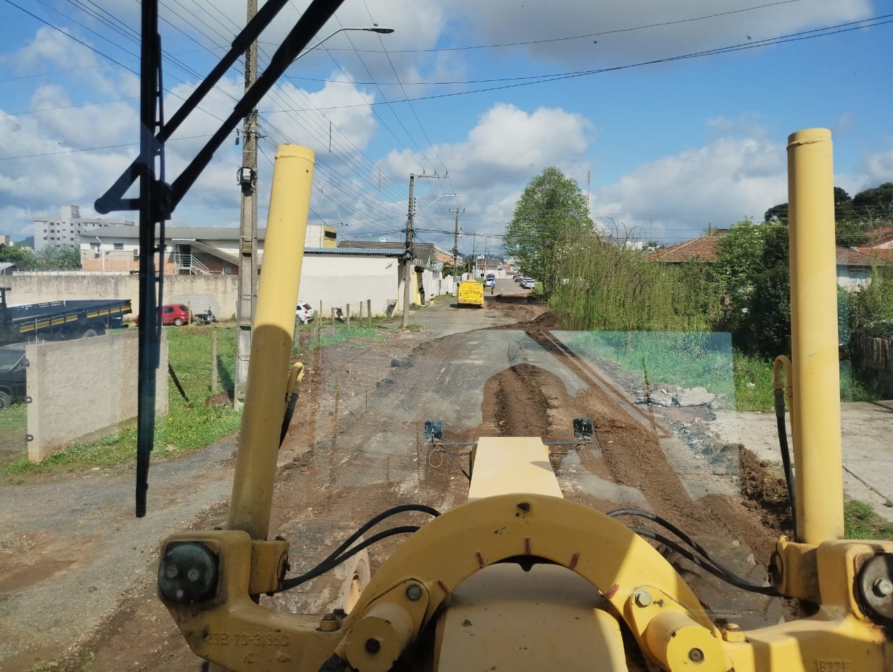 Prefeitura de Lages Prefeitura de Lages inicia o asfaltamento de trecho da rua José Veríssimo, no São Cristóvão