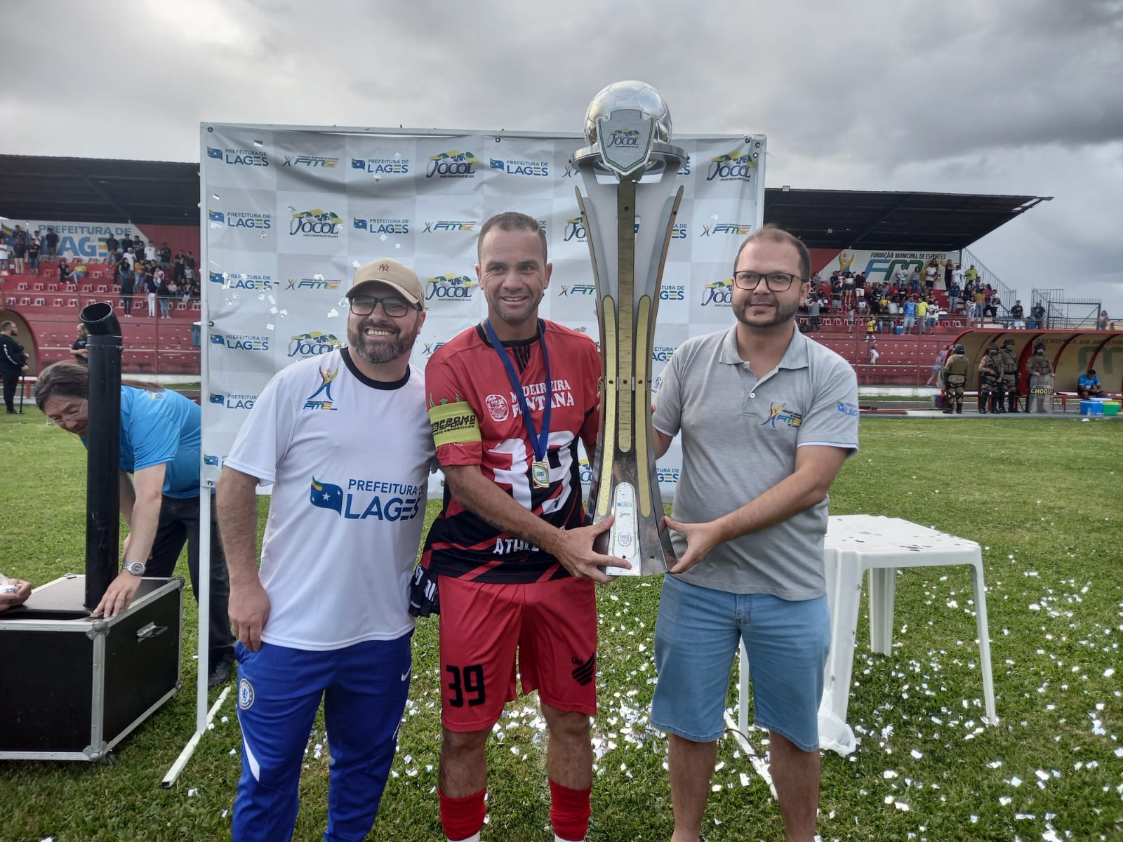 Prefeitura de Lages Atlético Honolulu goleia ACBV Solumed e conquista o tricampeonato invicto da série A dos Jocol