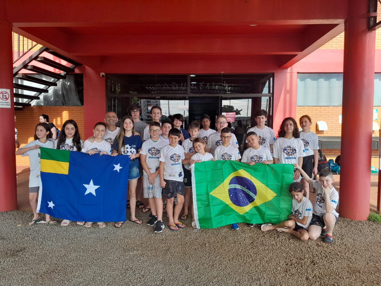 Prefeitura de Lages Xadrez Lageano conquista seis medalhas no Sul-Americano Escolar, no Paraguai 