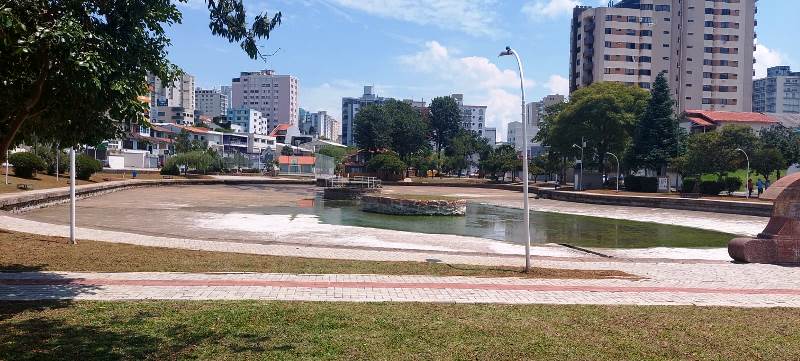 Prefeitura de Lages Chafariz sequencial com jato de 12 metros será atração no Tanque