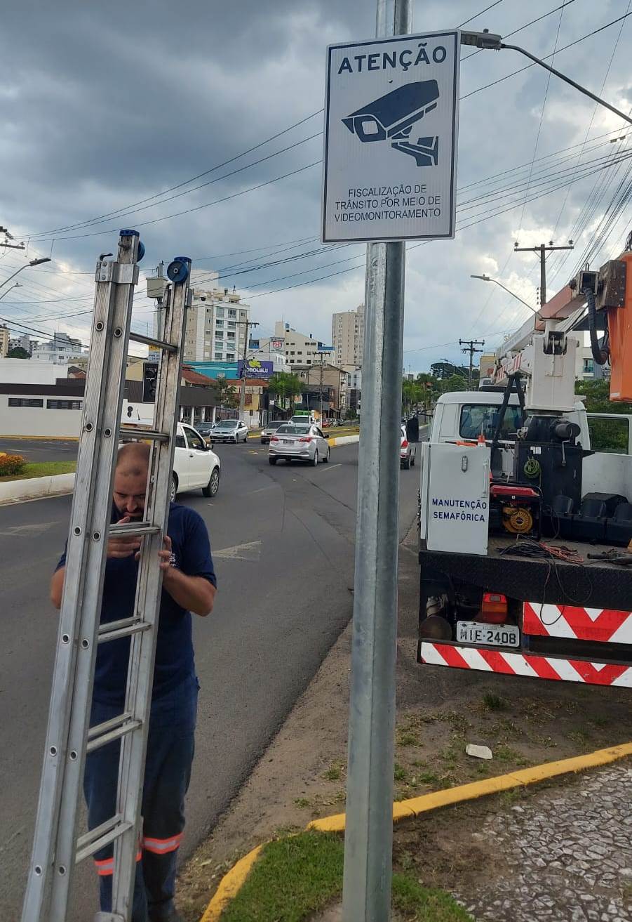 Prefeitura de Lages Fiscalização do trânsito em Lages através de câmeras de monitoramento deve iniciar nos próximos dias