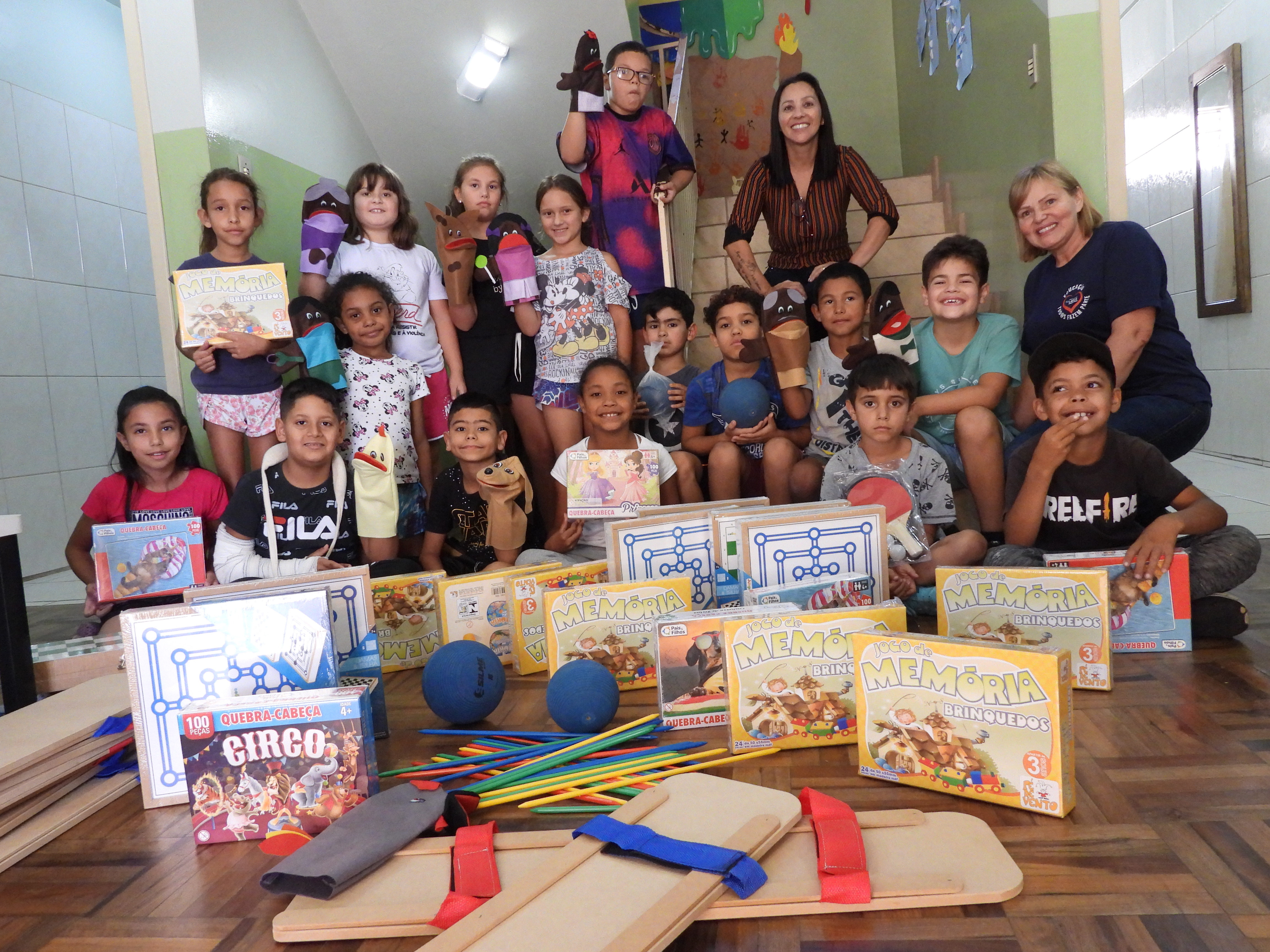 Prefeitura de Lages Prefeitura de Lages entrega brinquedos e jogos pedagógicos em escolas municipais